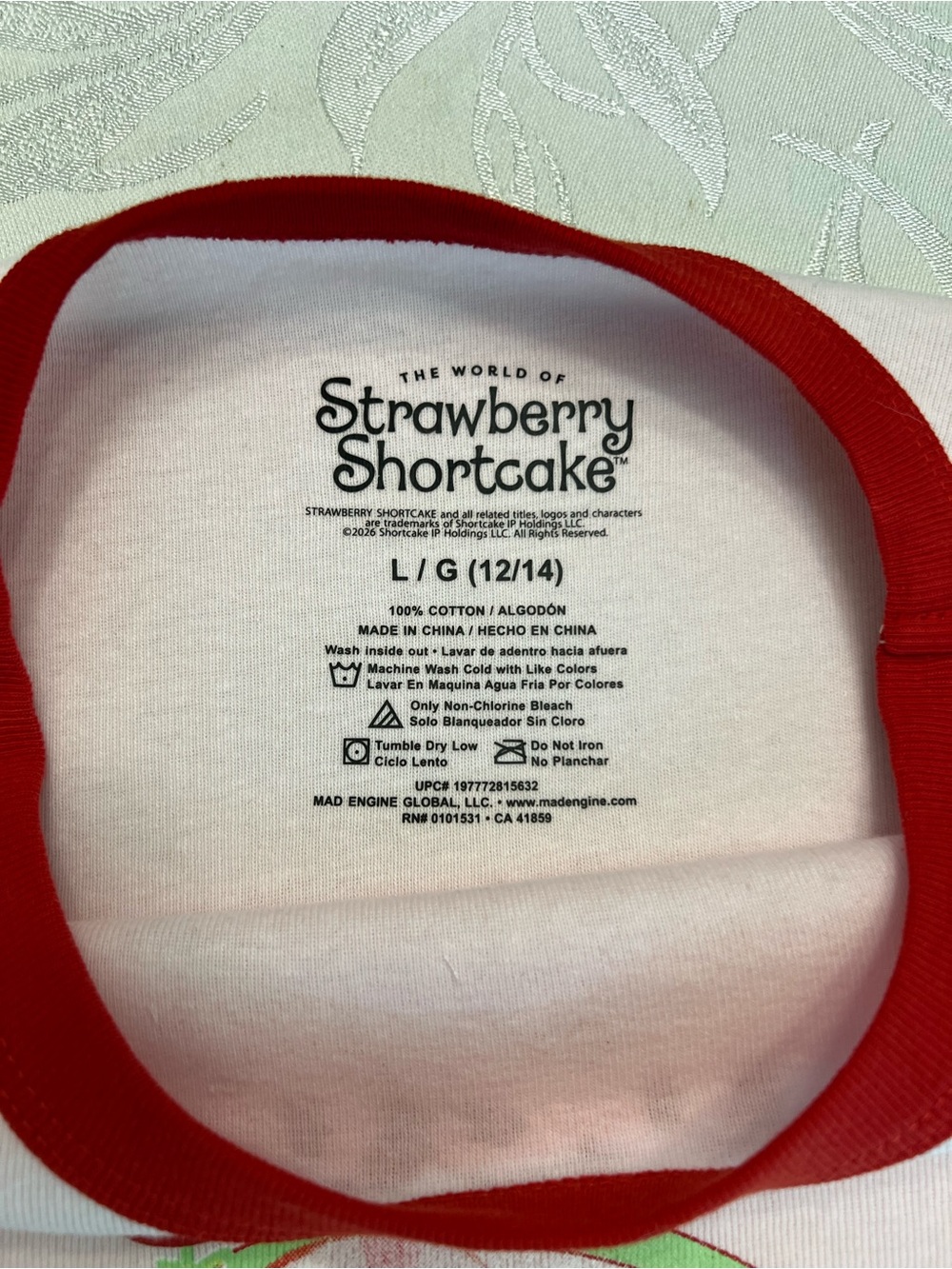 Strawberry Shortcake Size 12/14 Women's Graphic T-shirt NWT - Picture 4 of 9